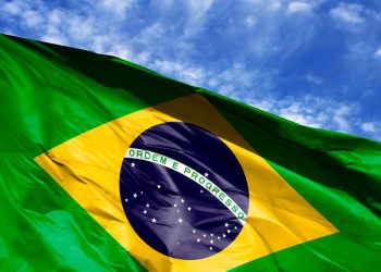 Legisladores brasileiros aprovam projeto de lei que visa regular criptomoedas