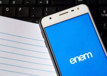 Como corrigir a redação do ENEM pelo app do MEC?