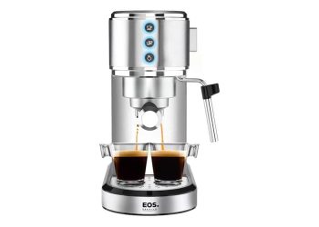 Vai um cafezinho? Cafeteira 3 em 1 em oferta de Black Friday