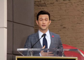 Trailer revela novo Jogos Vorazes com história 24 anos antes; assista