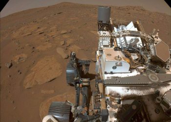 Microfones captam primeira evidência de relâmpagos em Marte