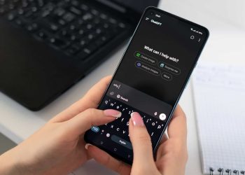 Pesquisadores alertam: ChatGPT pode oferecer conselhos perigosos em crises emocionais