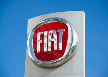 Fiat garante novo hatch popular brasileiro para 2026