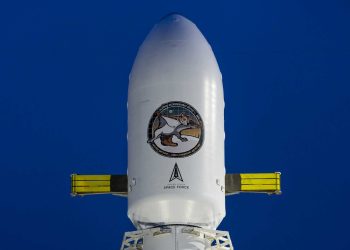 SpaceX lança missão secreta para as Forças Armadas dos EUA – assista ao vivo!