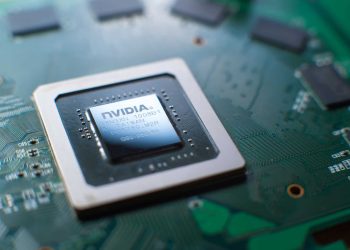 Corrida da IA acelera e torna chips descartáveis em poucos anos