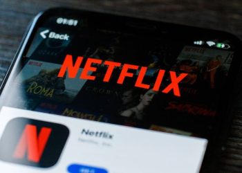 Após compra de US$ 82 bilhões, Netflix fala sobre futuro da HBO e Warner