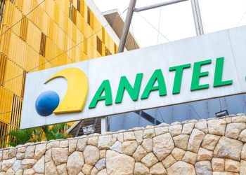 5G avança rápido no Brasil, mas preços de celulares travam a migração