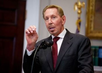 Cofundador da Oracle cai no ranking de bilionários ao perder US$ 25 bi em um dia