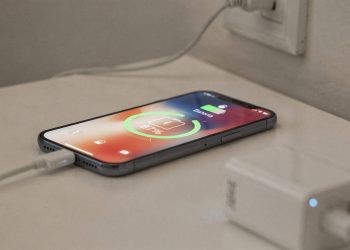 Como os carregadores pirata podem destruir a saúde da sua bateria