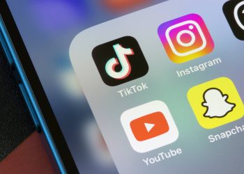 Caso histórico avalia se Meta, TikTok e YouTube causam vício em jovens