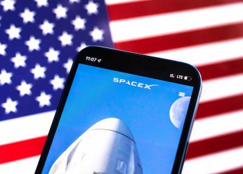 Celular da Starlink? Musk quer dispositivo móvel para rivalizar com smartphones
