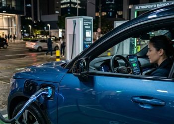 Pesquisadores suecos criam sistema de recarga rápida para carros elétricos que melhora em 23% a vida útil das baterias