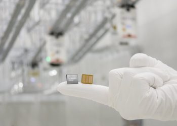 Samsung sai na frente com amostras de chips de memória de IA de ponta
