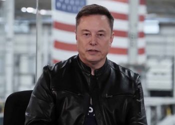 SpaceX pode faturar até R$ 2,6 trilhões por ano com IA, diz Elon Musk