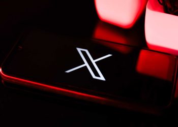 X altera algoritmo e reduz alcance de candidatos durante campanha eleitoral